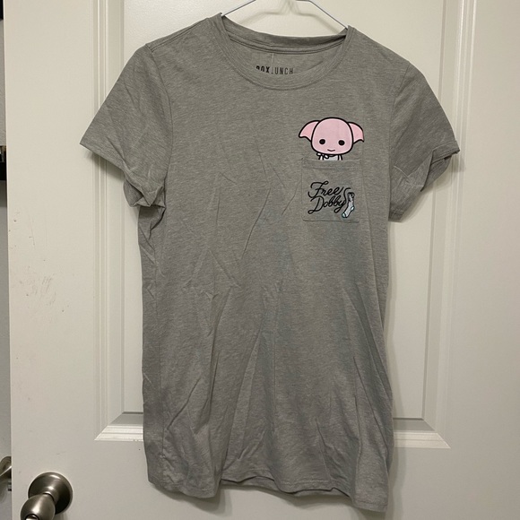 Free Dobby Harry Potter Chibi tee NWT - Picture 2 of 3